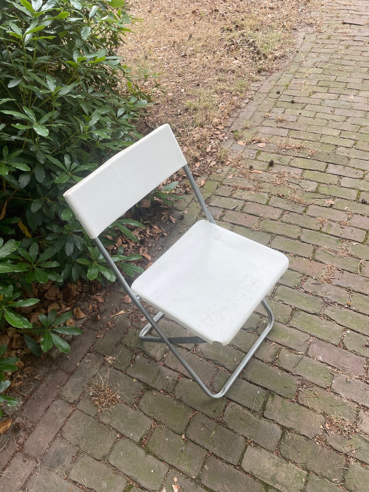 4x IKEA Jeff Klapstoel - Wit, Huis en Inrichting, Stoelen, Gebruikt, Vier, Kunststof, Wit, Ophalen