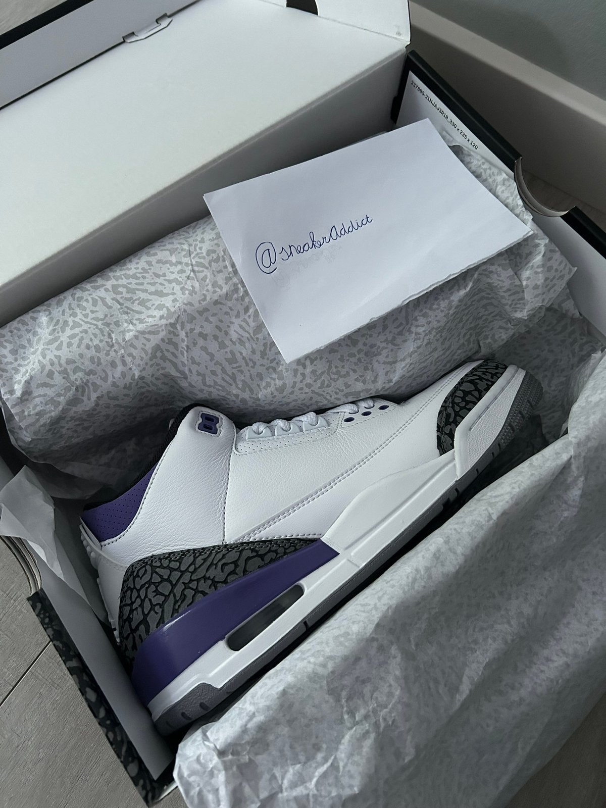 *nieuw* Air Jordan 3 | Dark Iris 41, Verzenden, Wit, Nieuw, Sneakers of Gympen
