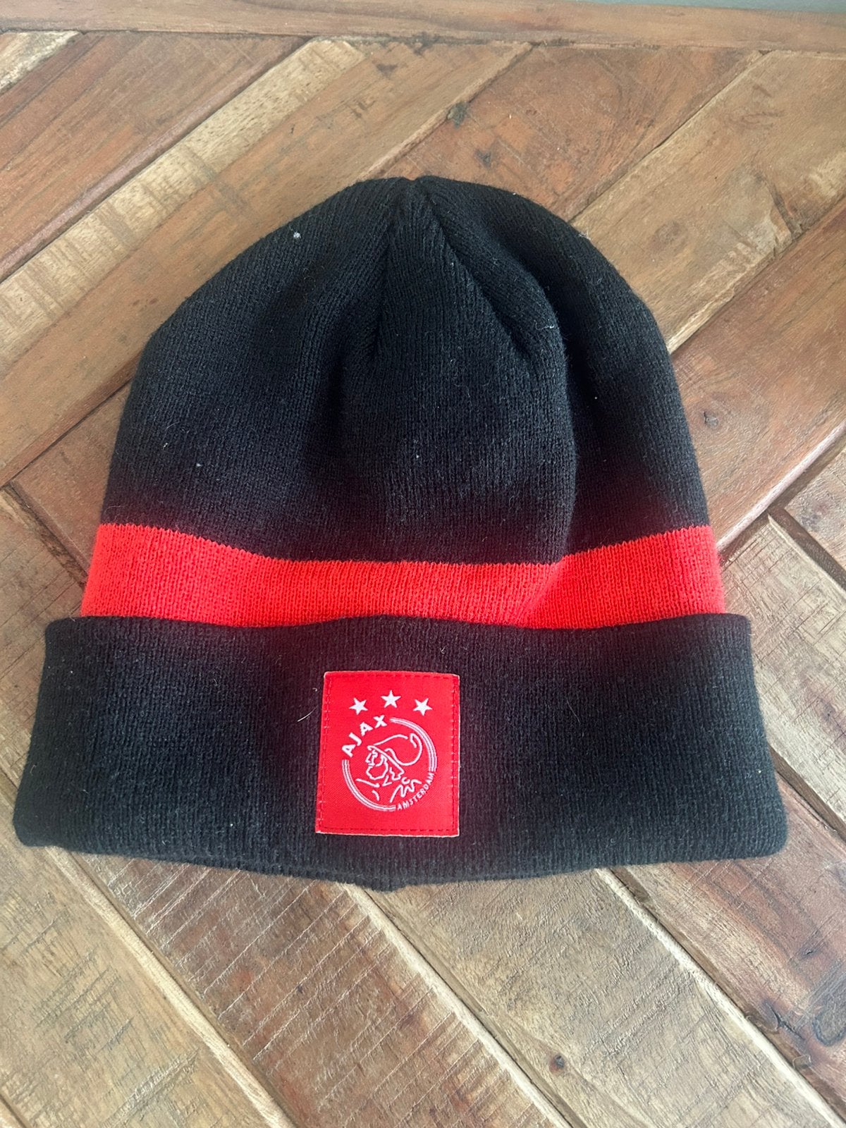 Ajax muts, Ophalen, Zo goed als nieuw, Overige maten, Muts