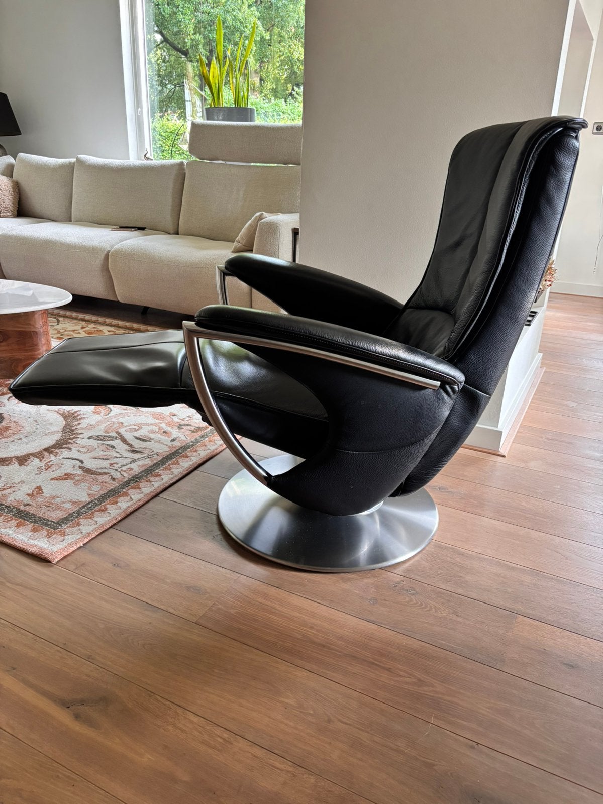 Fauteuil (merk de toekomst), Huis en Inrichting, Ophalen of Verzenden, Zo goed als nieuw, 50 tot 75 cm, Leer