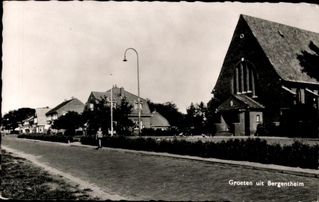 Bergentheim KVR03 270 Gezicht op Bergentheim, Verzamelen, Ansichtkaarten | Nederland, Ophalen of Verzenden, 1980 tot heden, Ongelopen