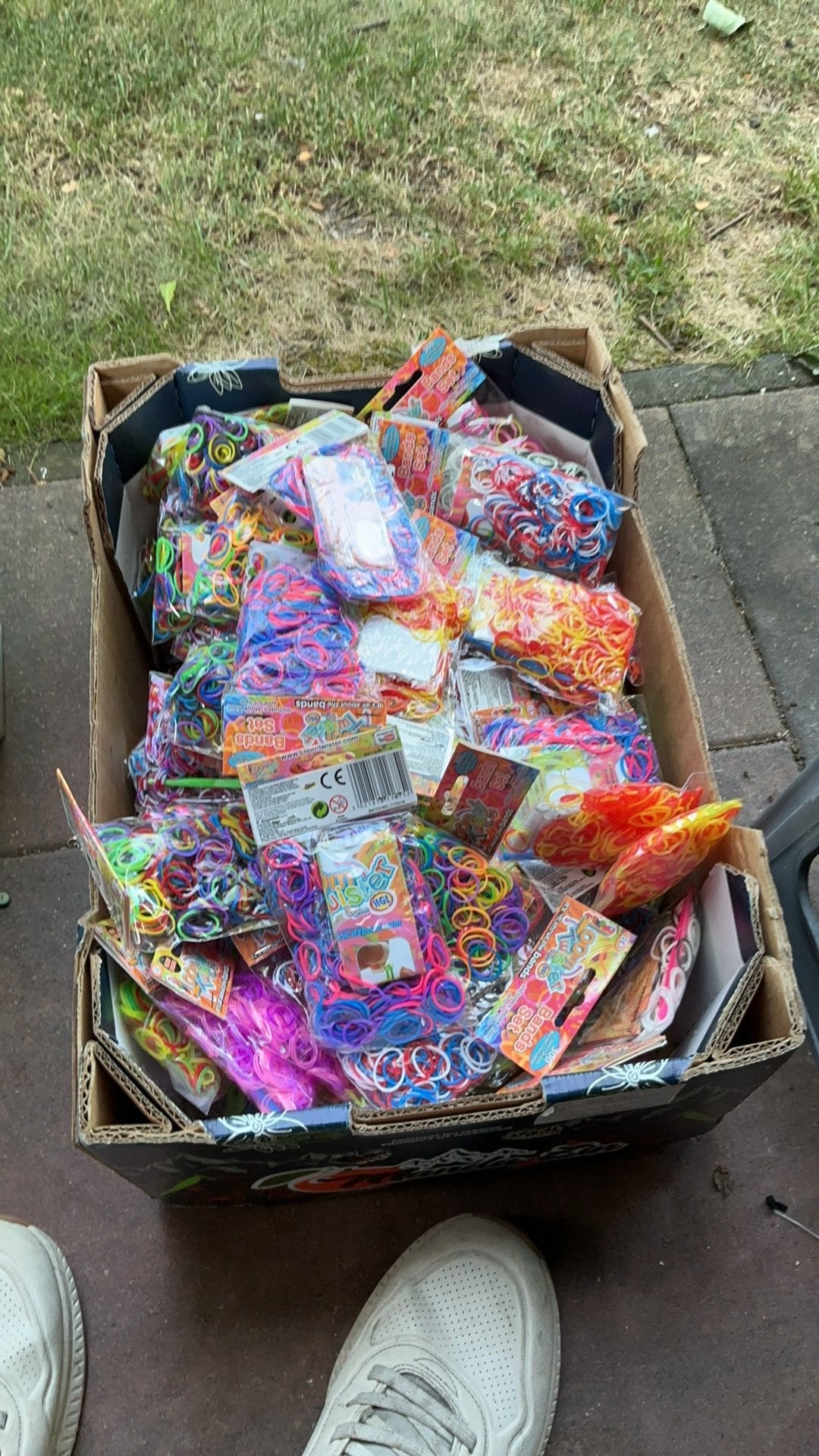 100 zakjes loombandjes 30000 voor 10.00, Hobby en Vrije tijd, Ophalen of Verzenden, Zo goed als nieuw