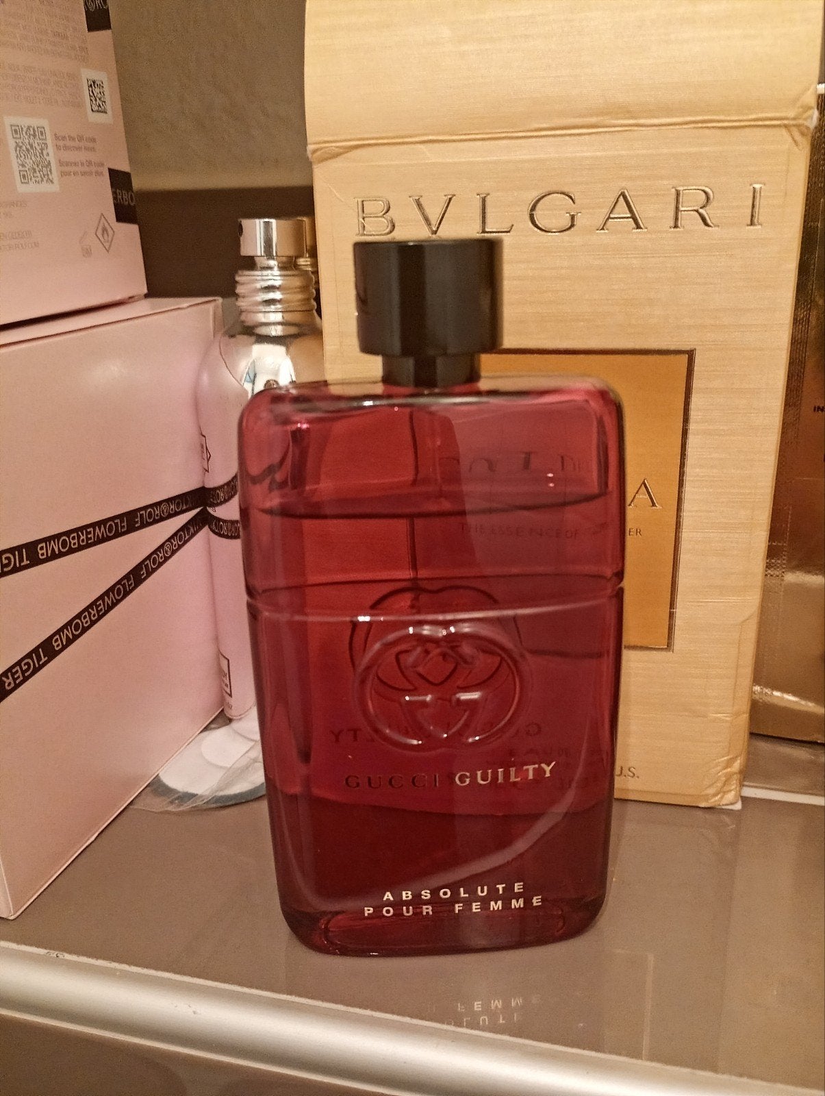Gucci Guilty Absolute te koop, Sieraden, Tassen en Uiterlijk, Ophalen of Verzenden, Zo goed als nieuw