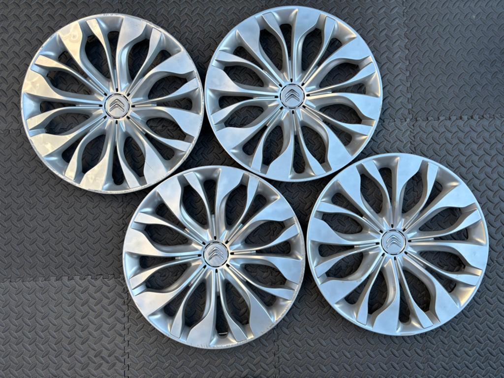 Set originele Citroen C3, C4 en Berlingo wieldoppen 16 inch, Auto diversen, Wieldoppen, Ophalen of Verzenden, Gebruikt