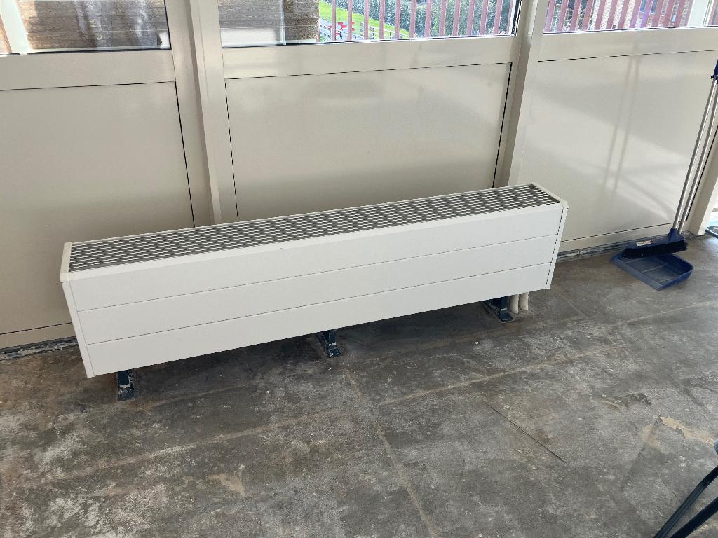 Radiator, Ophalen, 30 tot 80 cm, Gebruikt, Radiator