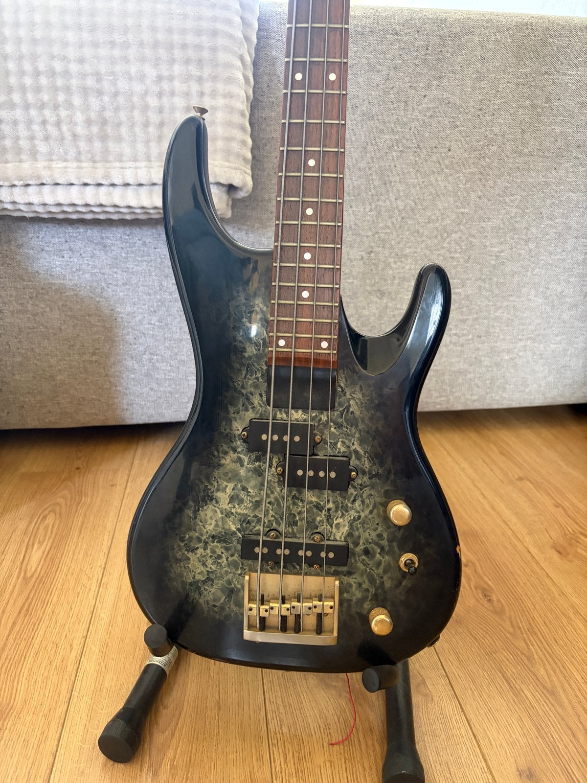 Samick Basgitaar - Gebruikt, Muziek en Instrumenten, Snaarinstrumenten | Gitaren | Bas, Ophalen of Verzenden, Gebruikt, Elektrisch