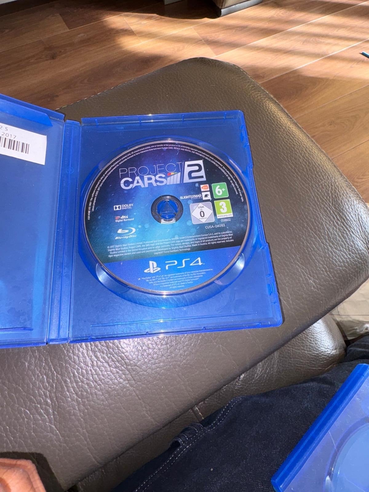 PS4 Slim met 2 controllers, VR-headset en 7 games, Gebruikt, Vanaf 18 jaar, Racen en Vliegen, Virtual Reality