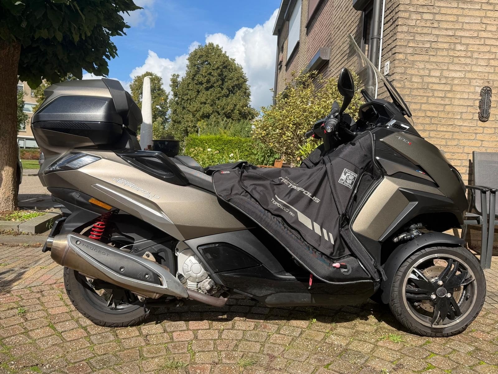 Peugeot Metropolis 400i - Zo goed als nieuw, Fietsen en Brommers, Ophalen, Overige modellen, Zo goed als nieuw, Benzine