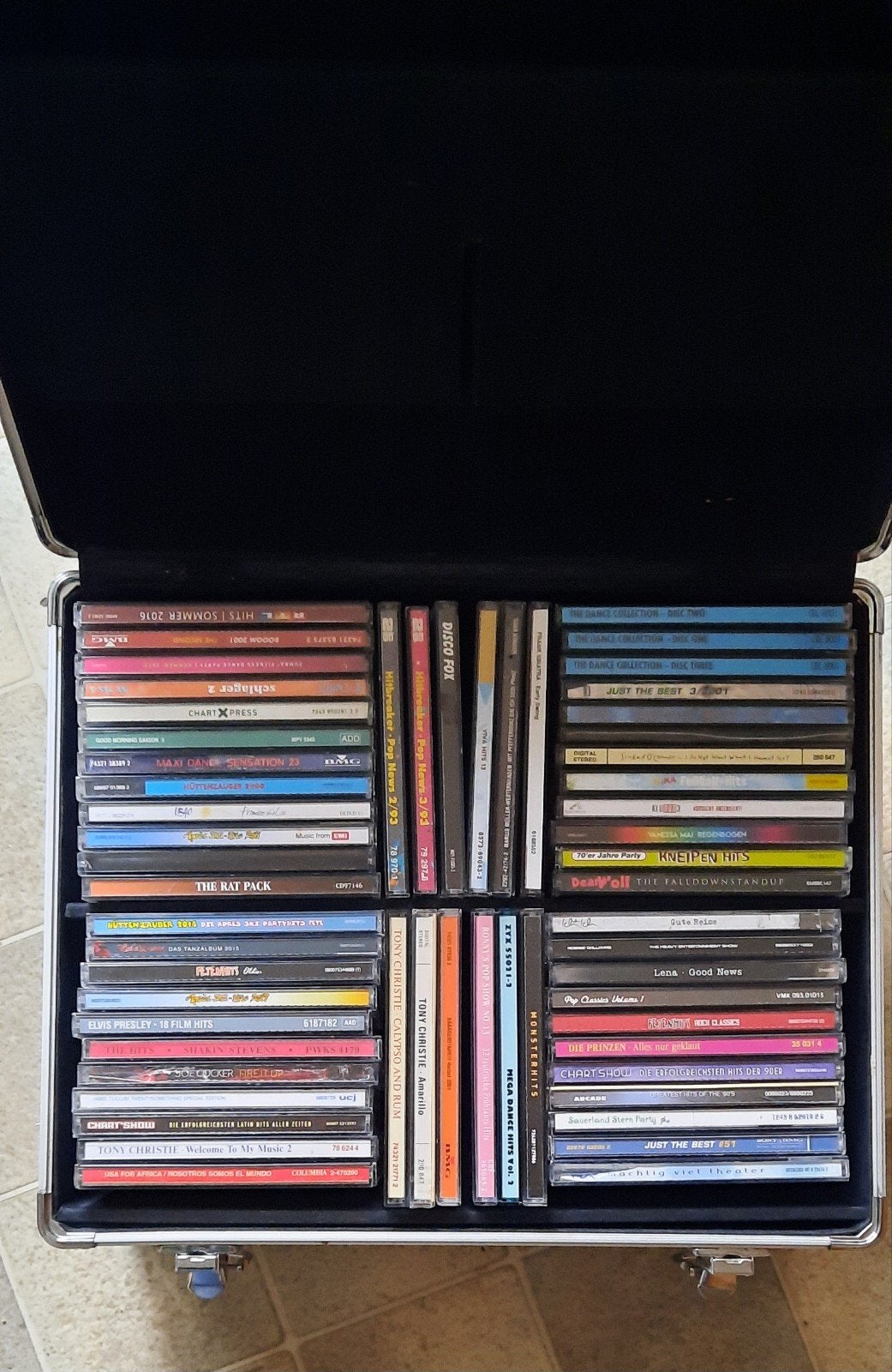 3 Koffer voll mit Cd's Guter Zustand und gut sortiert  Goch, Ophalen, Gebruikt