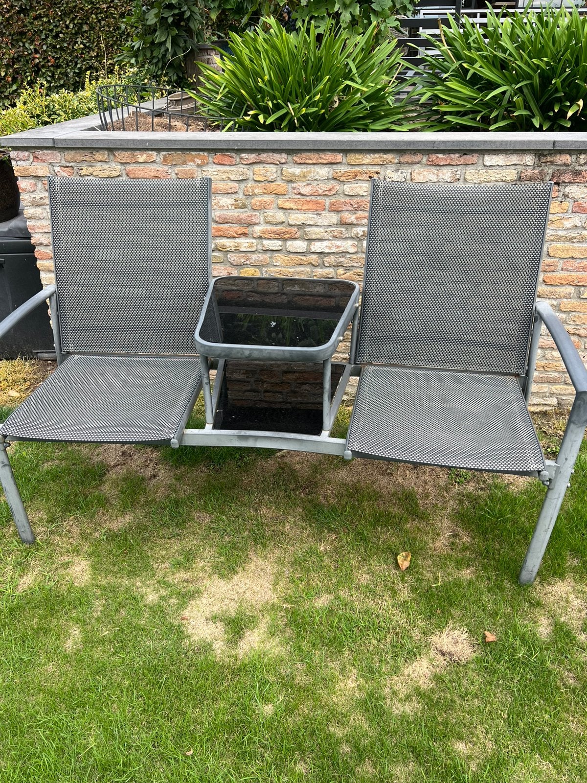 Leuk bankje met tafeltje tussenin, Ophalen, Zo goed als nieuw, Aluminium
