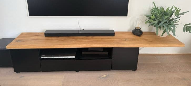 TV-meubel 220 cm met massief eiken blad – zwart/eiken, Huis en Inrichting, Ophalen, Gebruikt, 200 cm of meer, Minder dan 100 cm