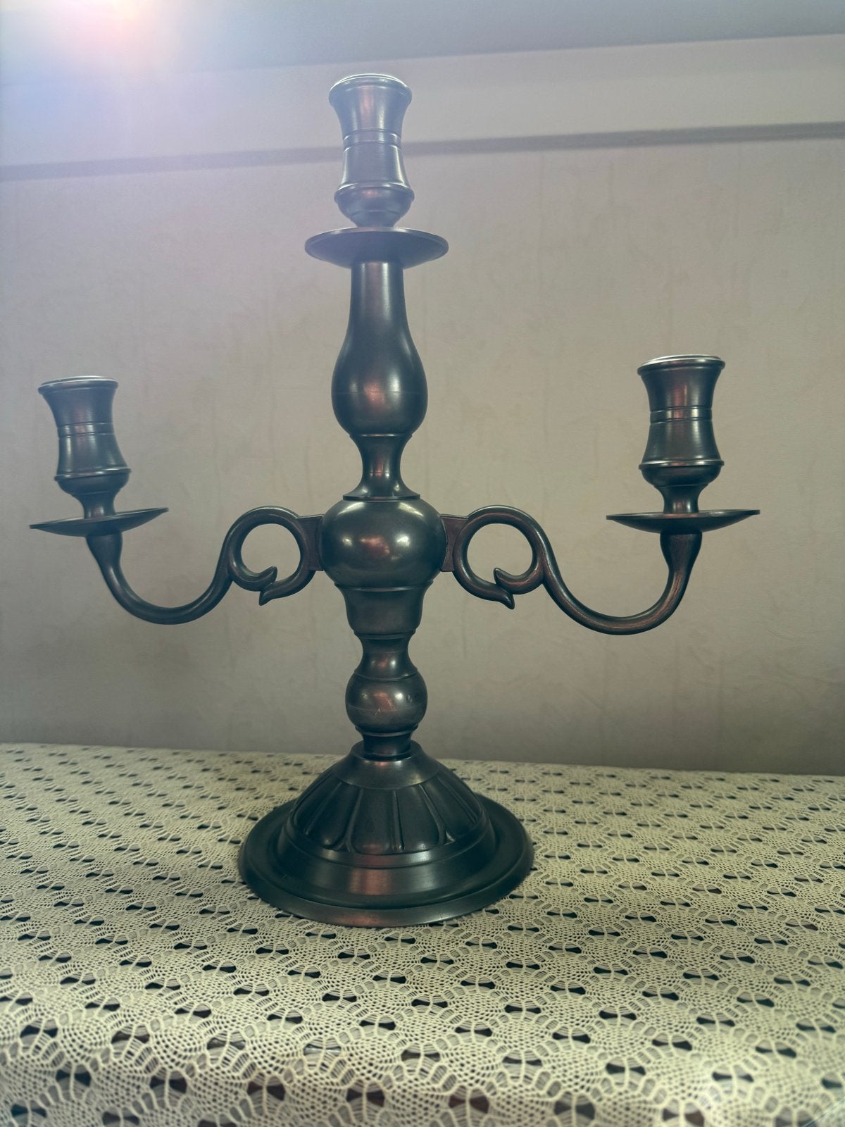 Antieke bronzen kandelaar met drie armen, Antiek en Kunst, Ophalen of Verzenden, Overige materialen