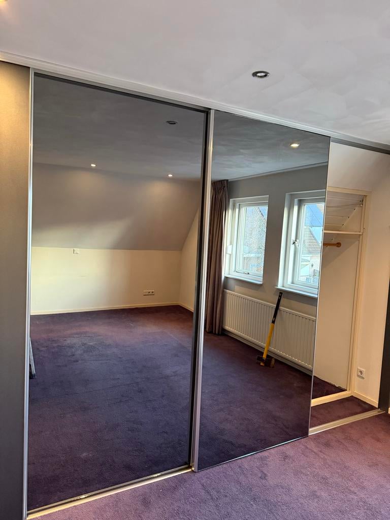 Schuifdeurkast met spiegel en antraciet deuren, Ophalen, 200 cm of meer, Glas, Zo goed als nieuw