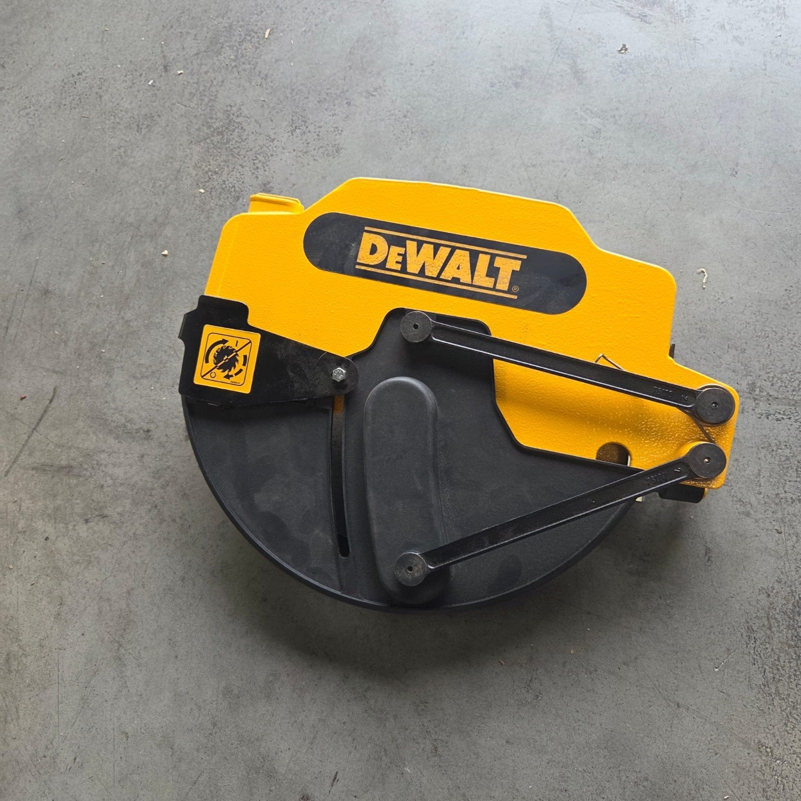 DeWalt Afkortzaag DW27 Beschermkap - Zo goed als nieuw, Doe-het-zelf en Verbouw, Ophalen of Verzenden