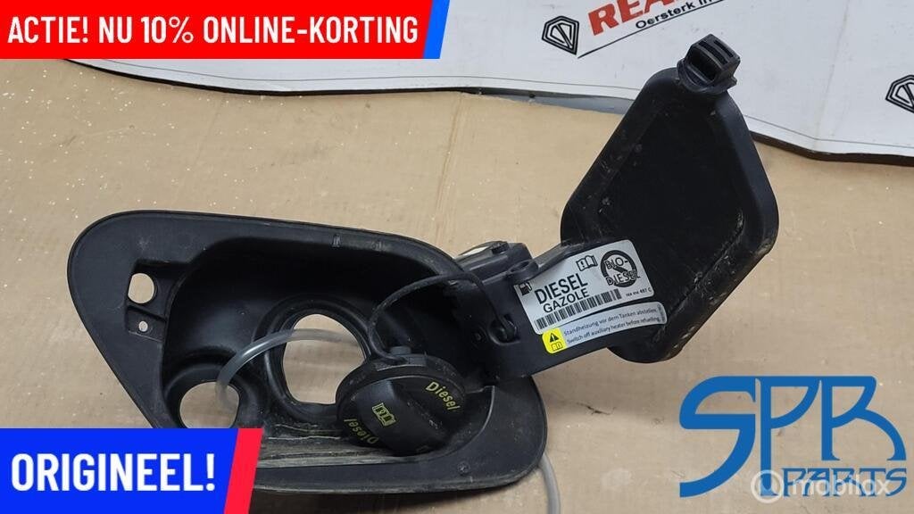 Tankklep MECHANISME TANKDOP TDI ADBLUE Golf 7 VII 5G0809857B, Gebruikt, Volkswagen, Ophalen of Verzenden