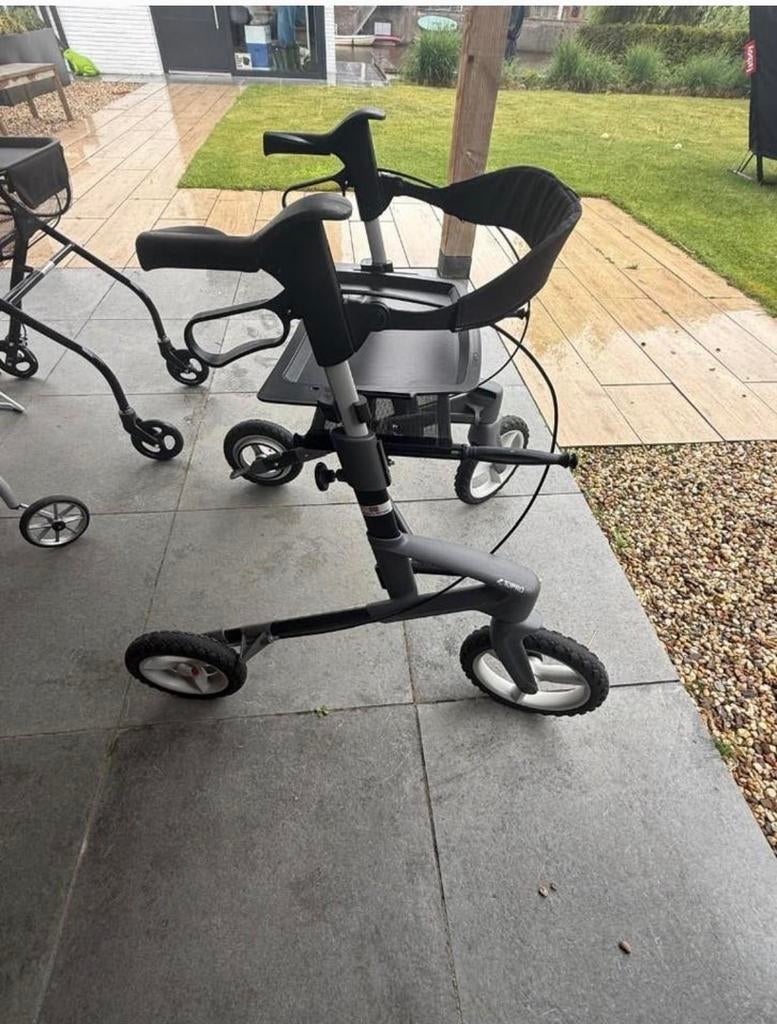 Als nieuw: kwaliteits rollator voor buiten en binnen, Diversen, Ophalen, Opvouwbaar, Zo goed als nieuw