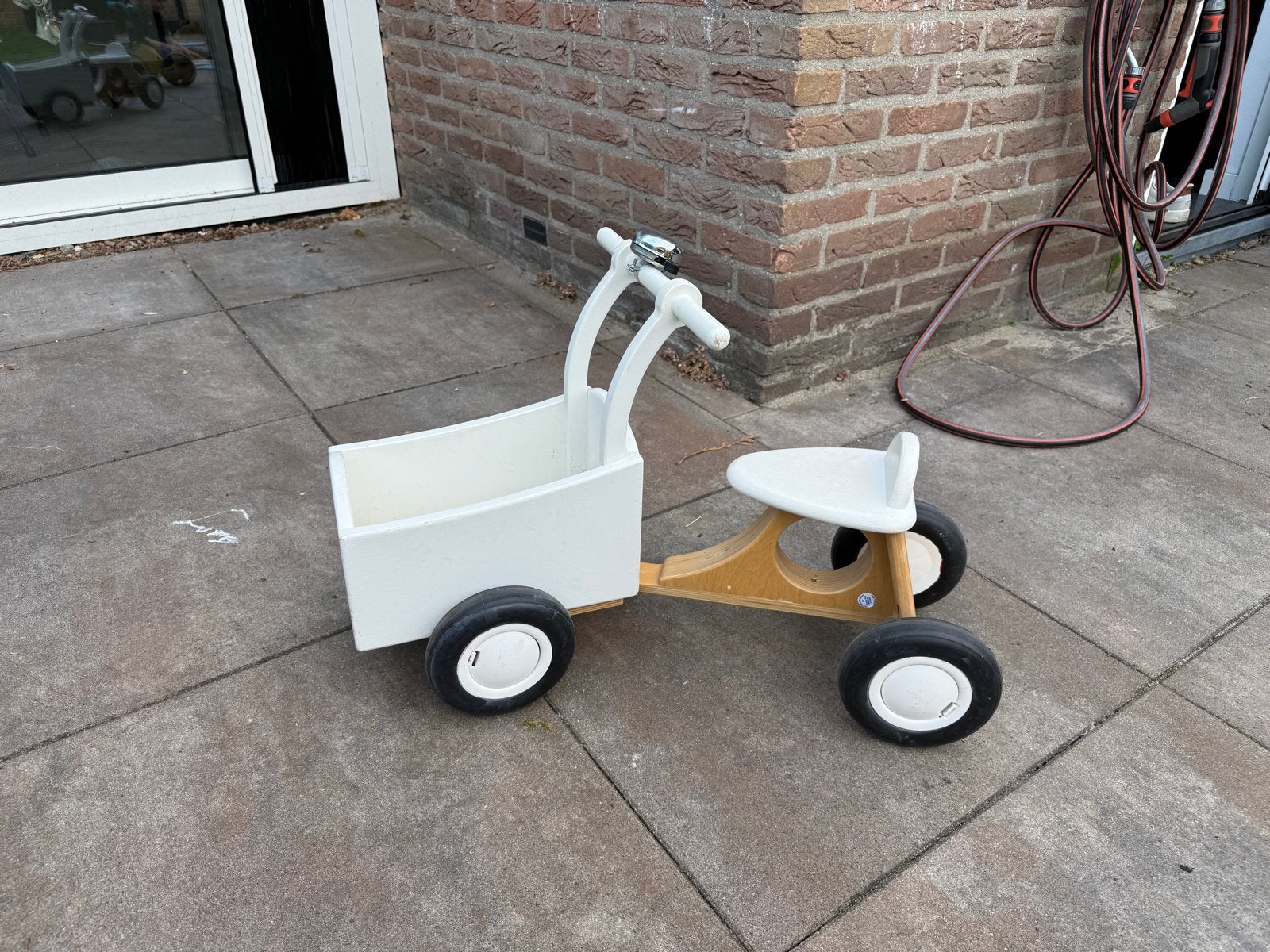 Houten loopfiets met bakje - Wit/Naturel, Ophalen, Gebruikt, Loopfiets