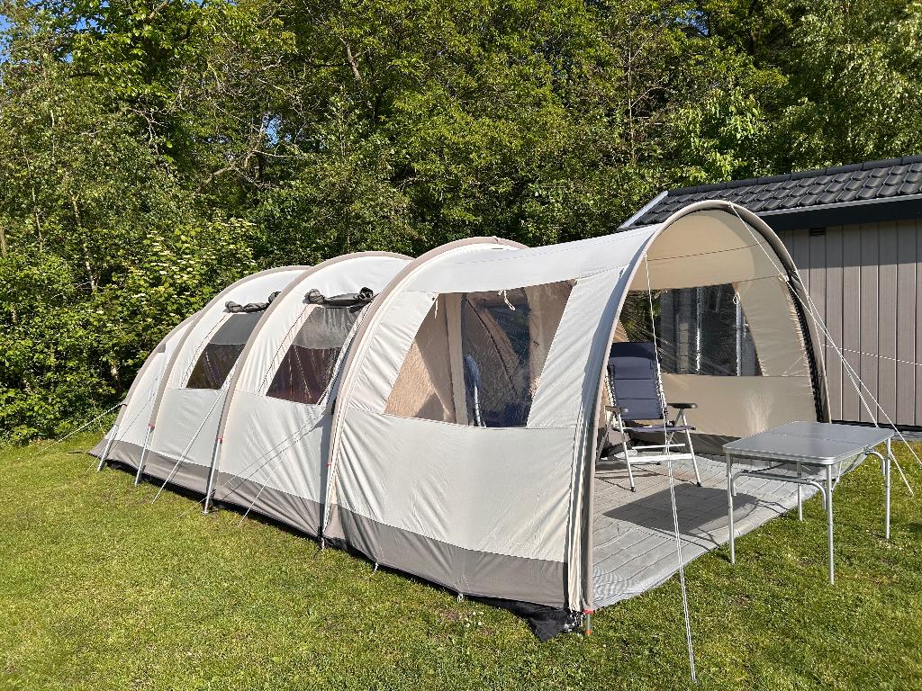 Base Camp Deluxe 5-persoons Familietent, Ophalen, Gebruikt, Tot en met 5