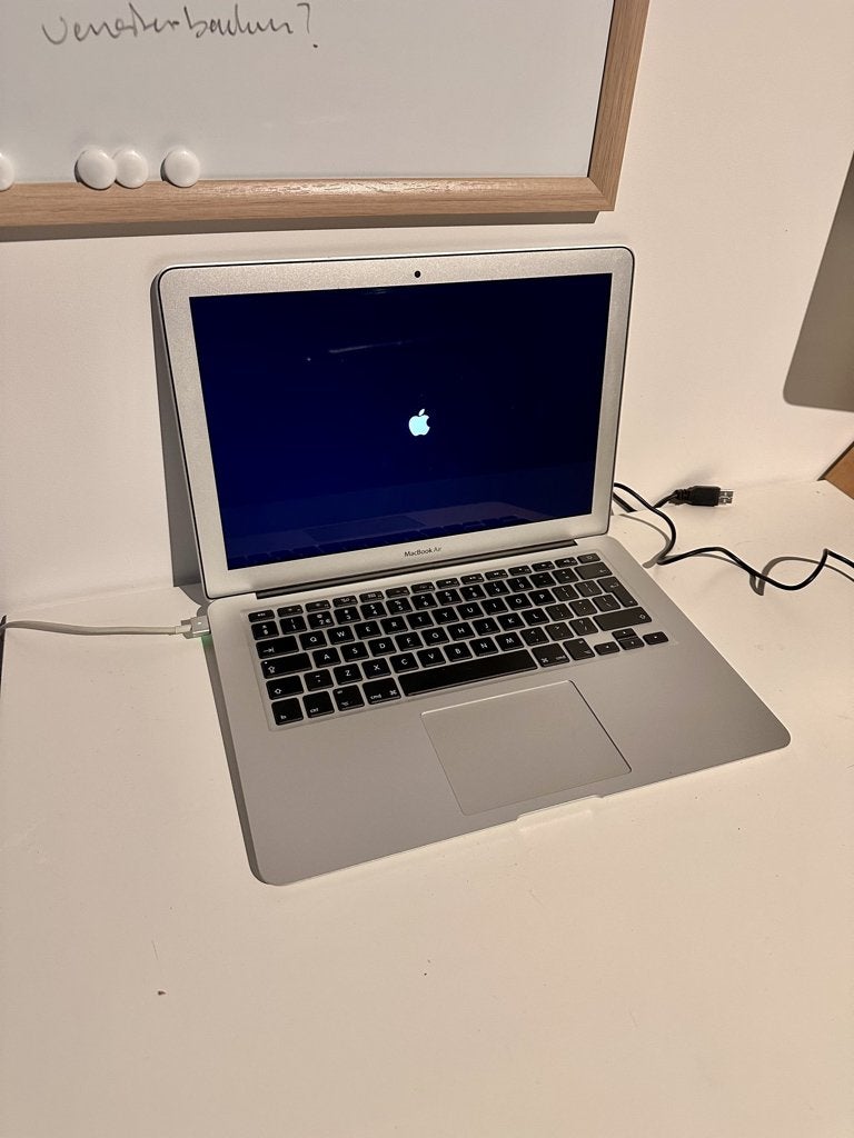 Macbook air 2014, Computers en Software, Apple Macbooks, Ophalen, 13 inch, Minder dan 2 Ghz, Zo goed als nieuw