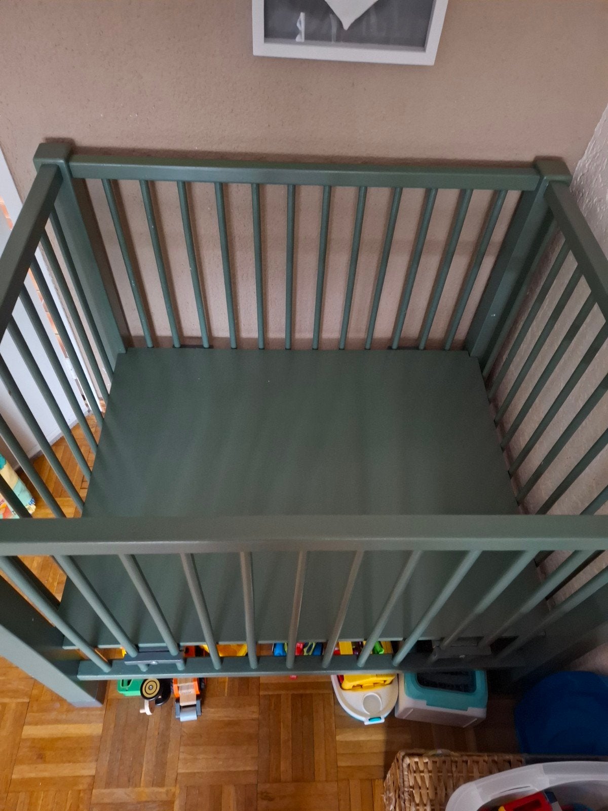 Baby box, verstelbaar, met accessoires, Kinderen en Baby's, Ophalen, Zo goed als nieuw, In hoogte verstelbaar