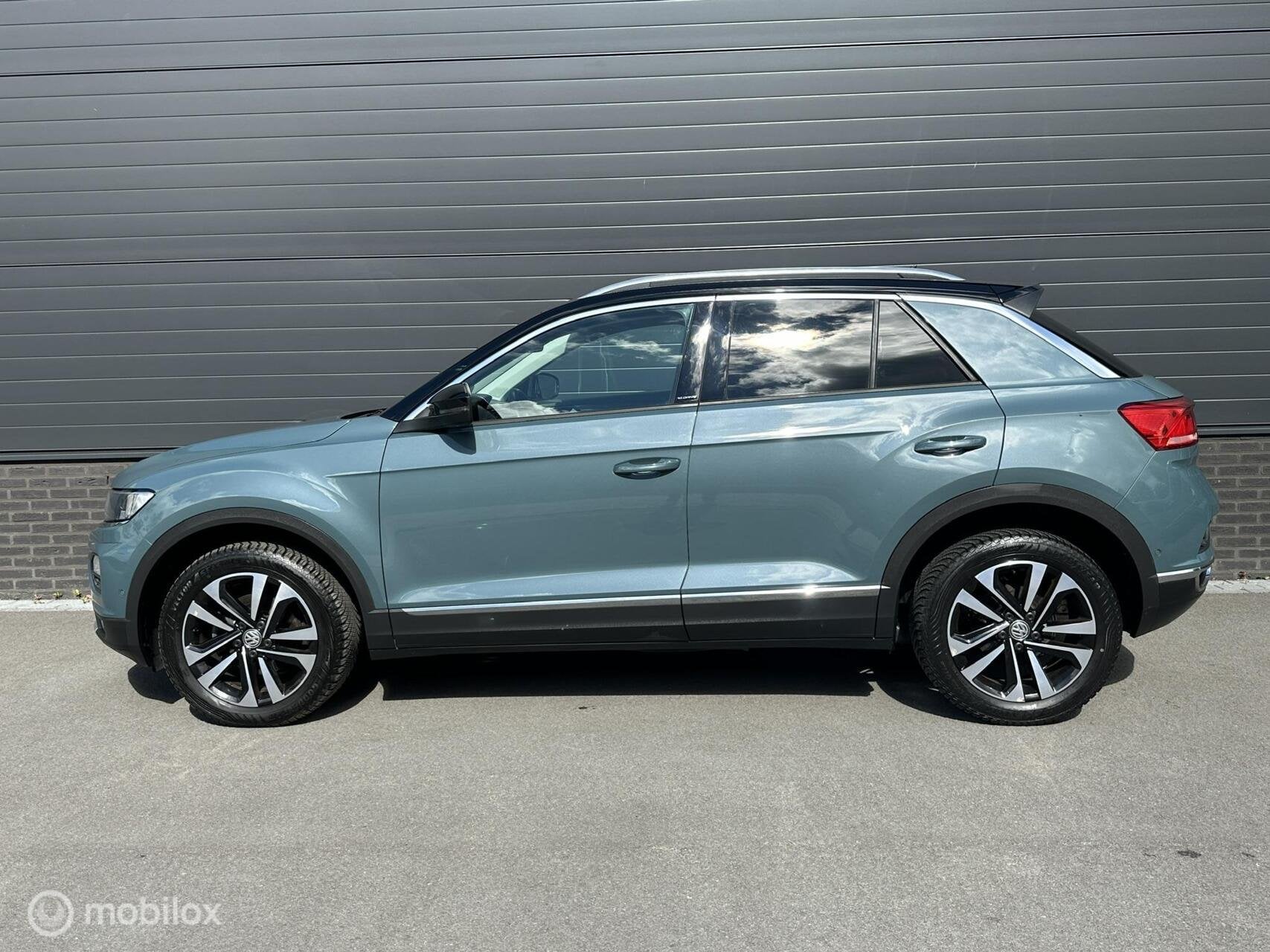 Volkswagen T-Roc 1.0 TSI IQ Drive CARPLAY*CLIMA*ACC*PDC*HAAK, Voorwielaandrijving, Gebruikt, Huisgarantie, Met garantie (alle)
