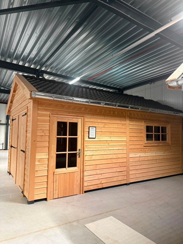 Houten overkapping/Schuur– met deur – moderne tuinkamer, Tuin en Terras, Tuinhuizen, Ophalen, 3 ramen of meer, Schuur, Zo goed als nieuw