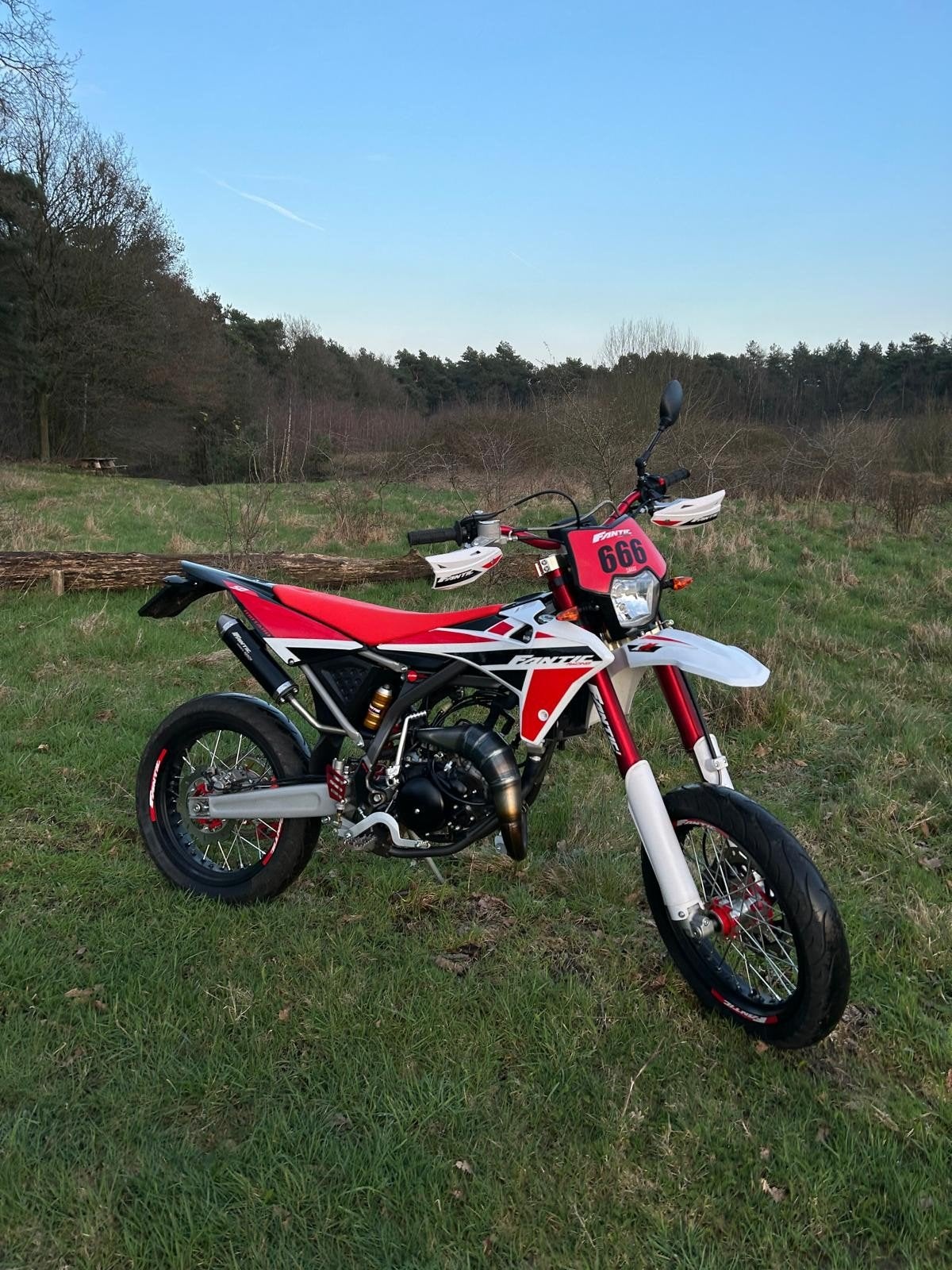Fantic xm 50 Competition in nieuwstaat met 2680 km, Ophalen, 6 versnellingen, Fantic xm 50 Competition, Zo goed als nieuw