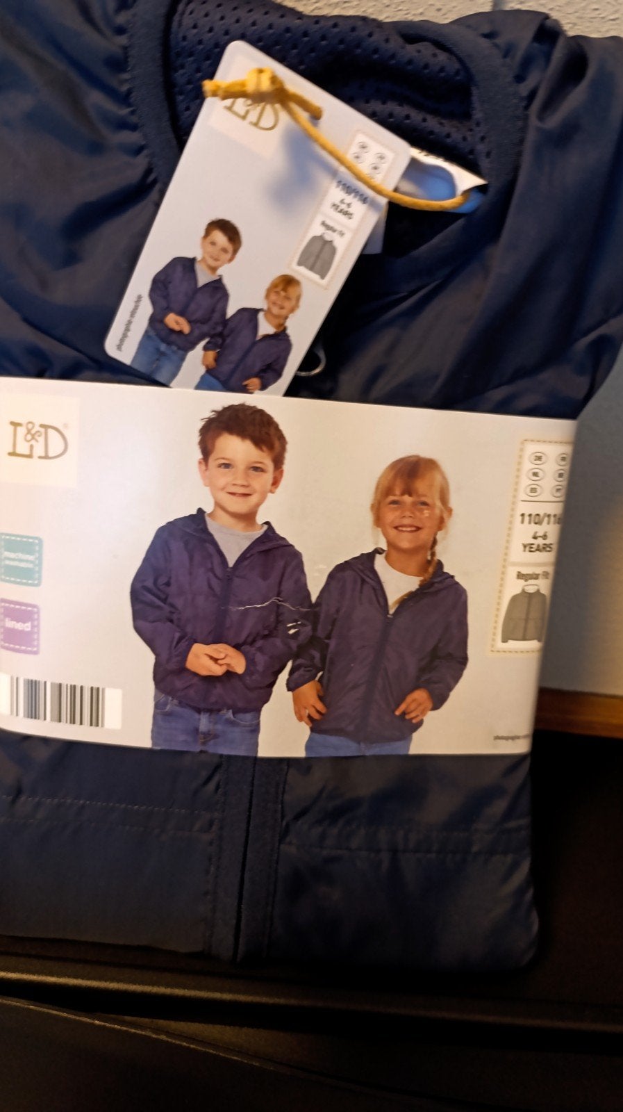 Nieuwe L&D Kinderjas Maat 110/116 (4-6 jaar), Ophalen of Verzenden, Nieuw, L&D, Jongen of Meisje