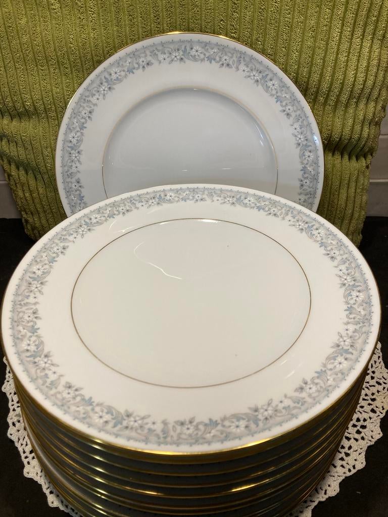 Dinerbord Noritake Iona (050526), Huis en Inrichting, Ophalen, Zo goed als nieuw, Bord(en), Overige stijlen