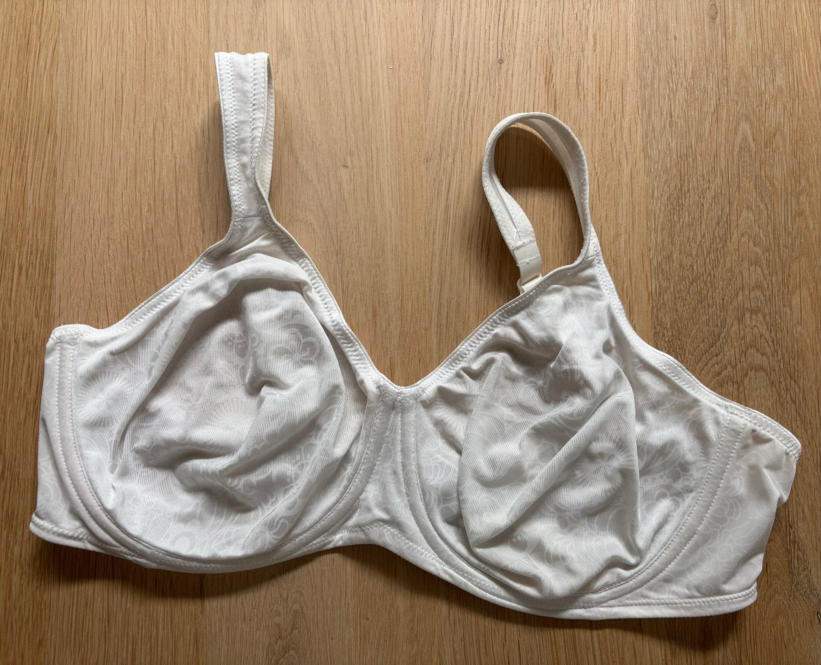 Triumph BH maat 90C crème, Ophalen of Verzenden, Wit, BH