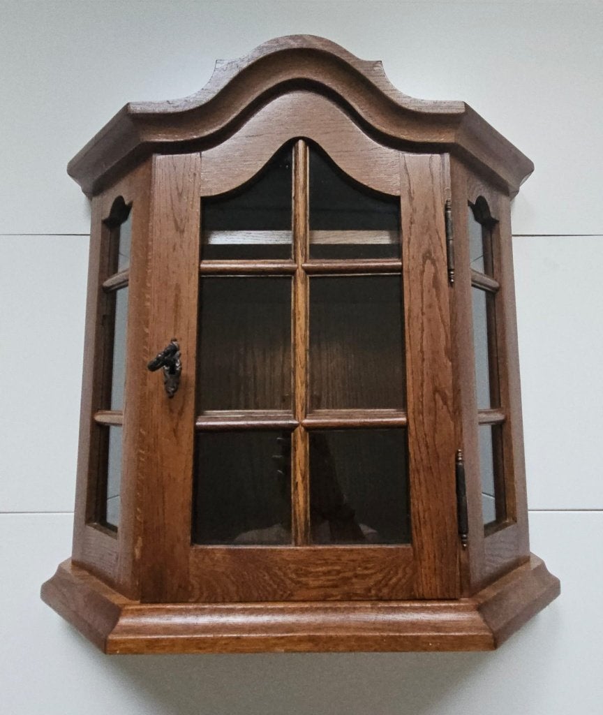 Houten vintage vitrinekastje 57 * 57 cm, Ophalen, Gebruikt, Klassiek, Eikenhout