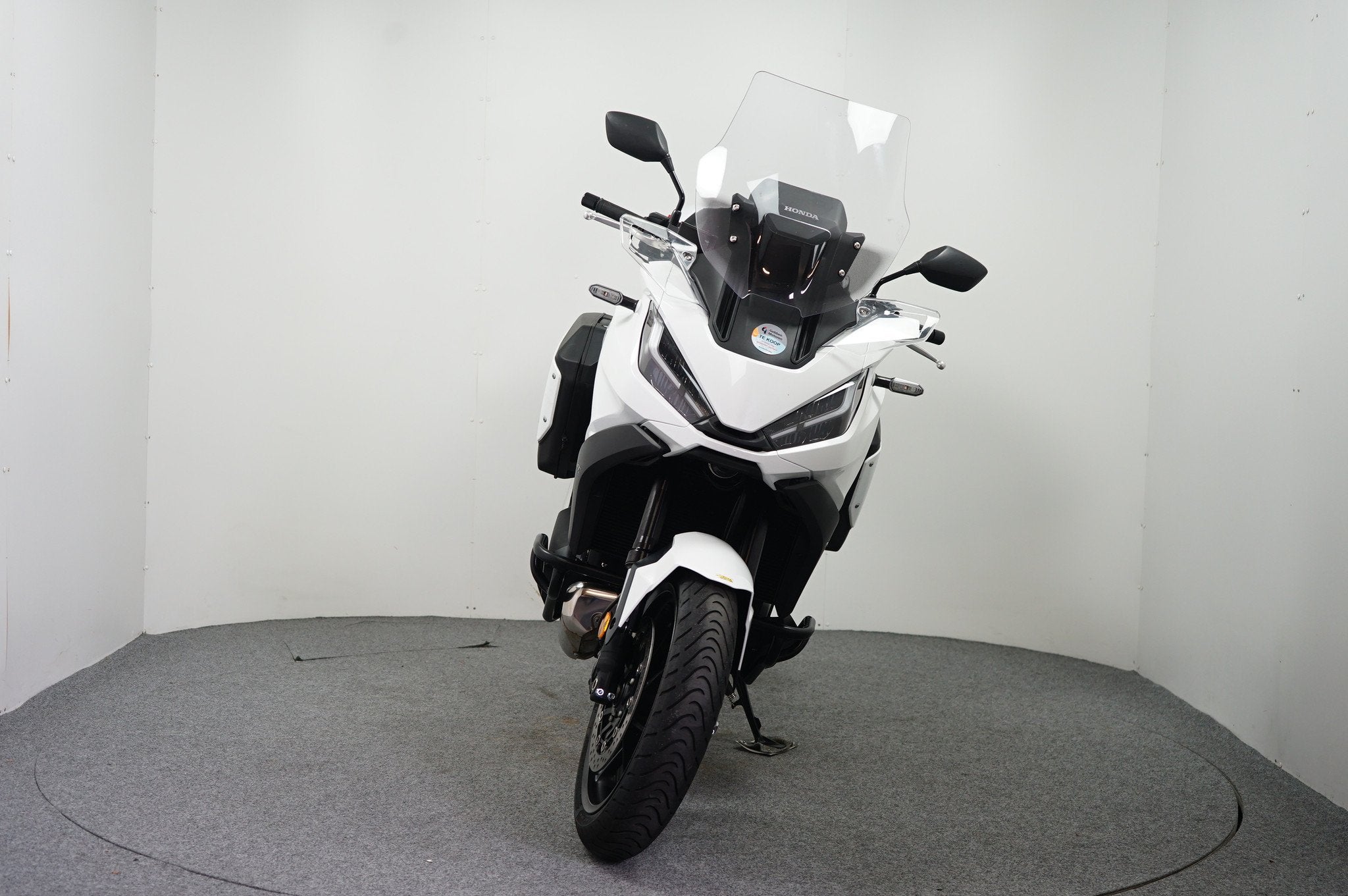 Honda NT 1100 (bj 2022), Motoren, Motoren | Honda, Bedrijf, Sport, Meer dan 35 kW, Handvatverwarming