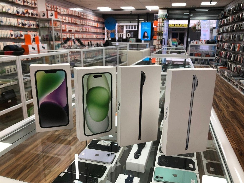 iphone Air  / ipad 10.2  2021 / iphone SE 3 / Tab A11 / A9, Ophalen, Zo goed als nieuw, Overige typen
