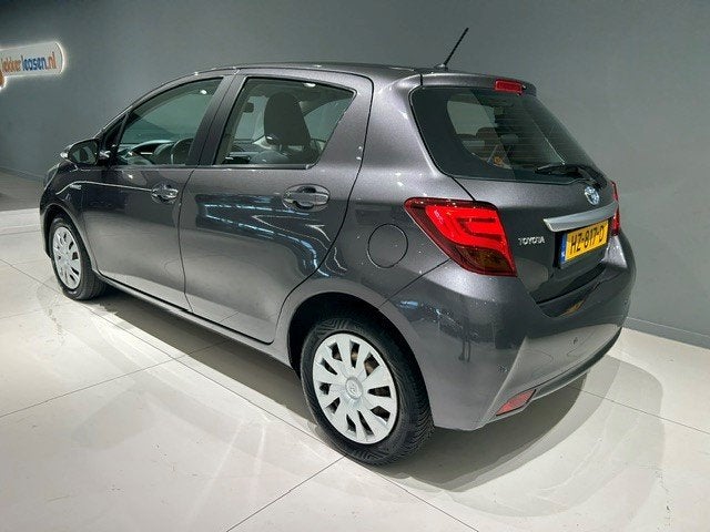 TOYOTA Yaris 1.5 Full Hybrid 100pk 5D Aut Aspiration Camera, Auto's, Automaat, 12 maanden, Gebruikt, 4 cilinders