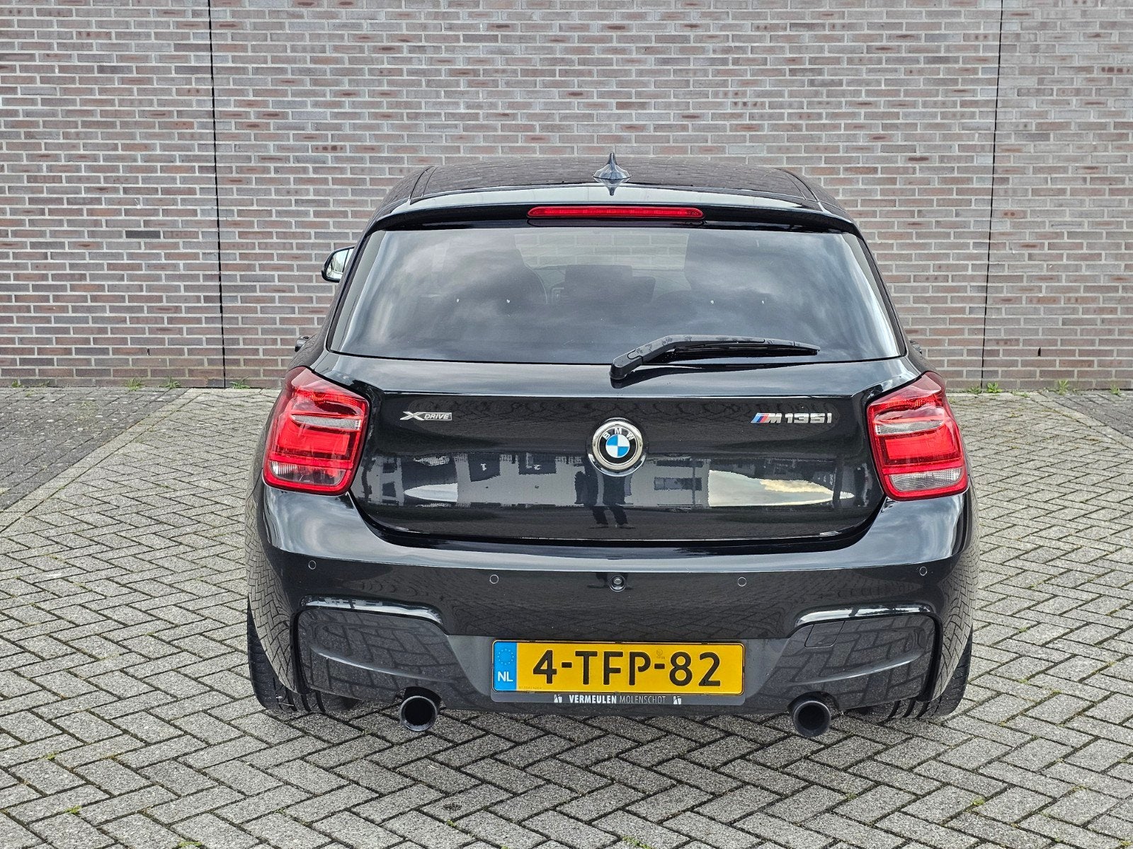 M135i xDrive l AC Schnitzer upg. l NAP l zeer compleet, Zwart, Zwart, Leder, Vierwielaandrijving
