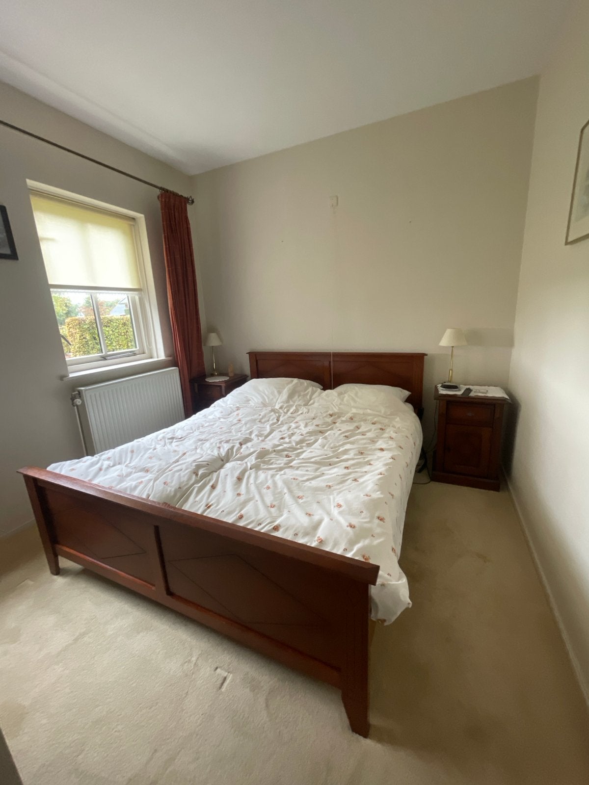Tweepersoonsbed van hout met nachtkastjes, Ophalen, Gebruikt, Bruin, Tweepersoons