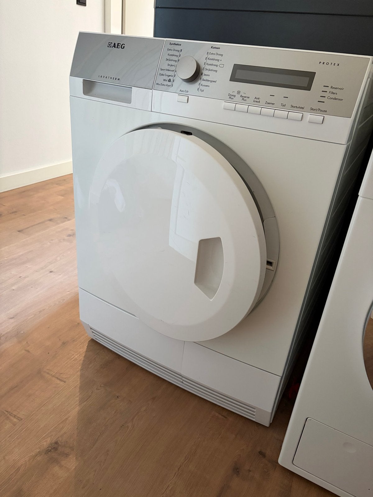 AEG Lavatherm Protex T75373NAH Condensdroger, Ophalen, 6 tot 8 kg, Gebruikt, Voorlader