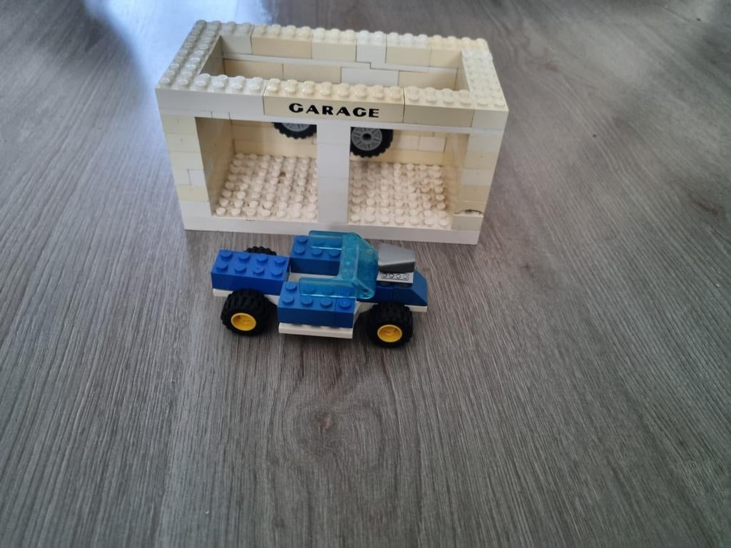Lego garage, Kinderen en Baby's, Speelgoed | Duplo en Lego, Ophalen of Verzenden, Zo goed als nieuw, Complete set, Lego