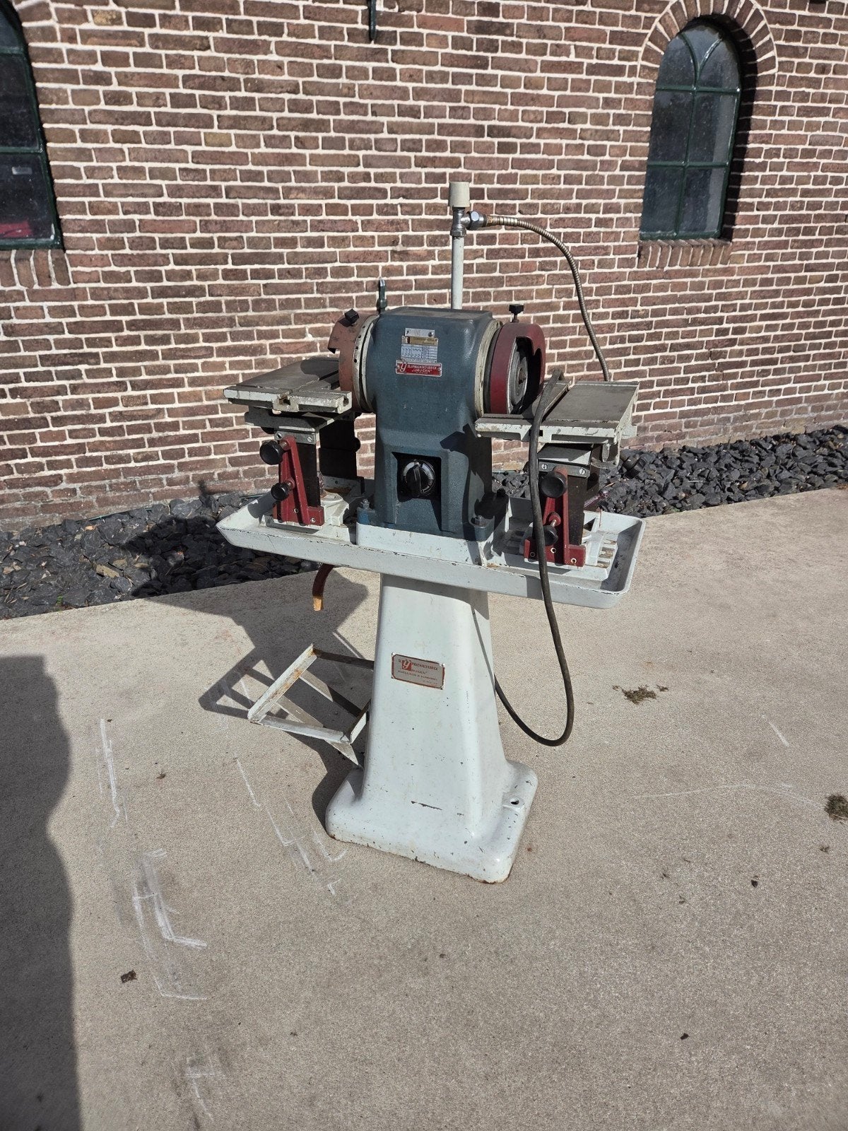 Professionele Gereedschapslijpmachine, Ophalen, 1000 watt of meer, Werkbankslijpmachine
