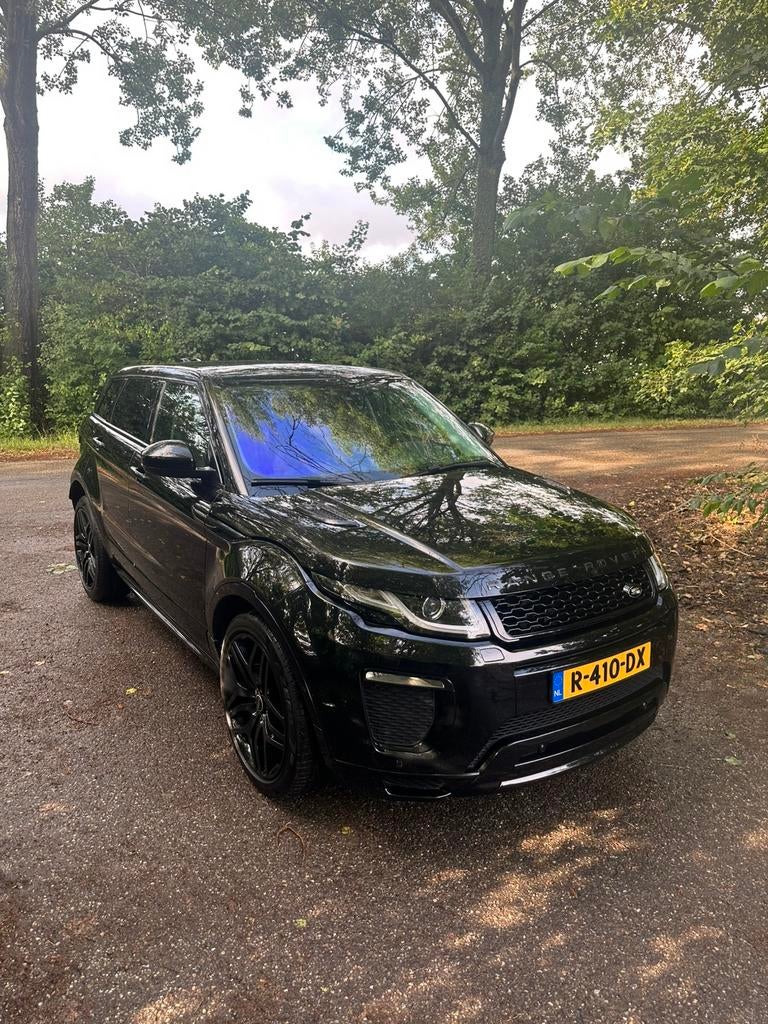Land Rover Range Rover Evoque 2.0 TD4 4WD AUT 2018 Zwart, Auto's, Automaat, 2000 kg, Zwart, Leder