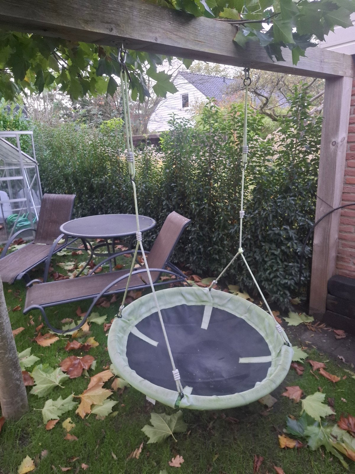 tuinschommel, Ophalen