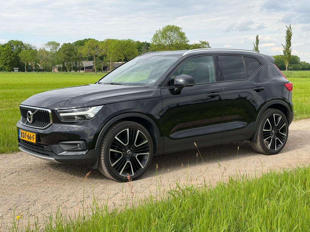 Volvo XC40 T3 Inscription 156pk 2018 Apple carplay trekhaak, Auto's, Voorwielaandrijving, 156 pk, Lichtsensor, Leder en Stof