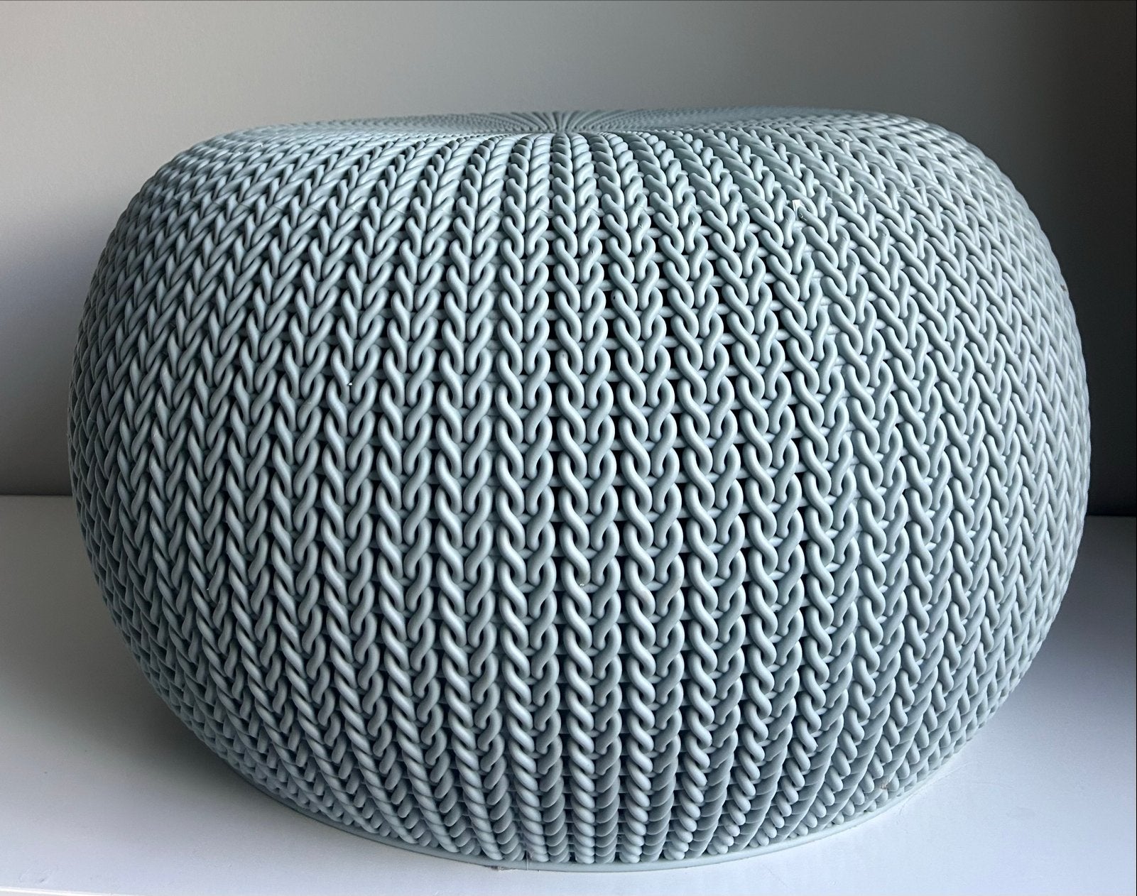 Poef met gebreid patroon, Ophalen, Kunststof, Rond, Minder dan 50 cm
