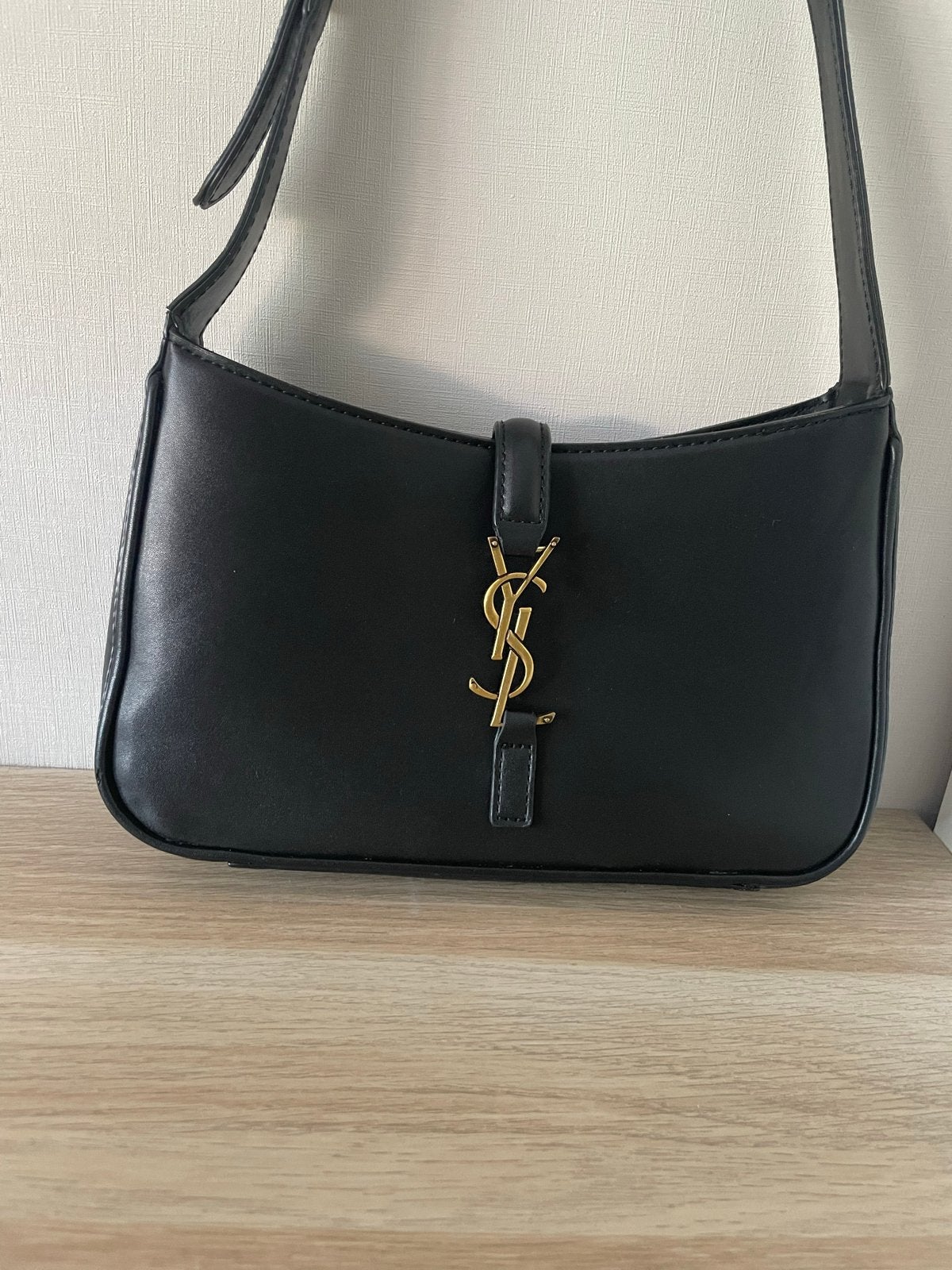 YSL Tasje - Zwart met kleine beschadiging, Sieraden, Tassen en Uiterlijk, Ophalen of Verzenden, Gebruikt, Zwart, Avondtasje