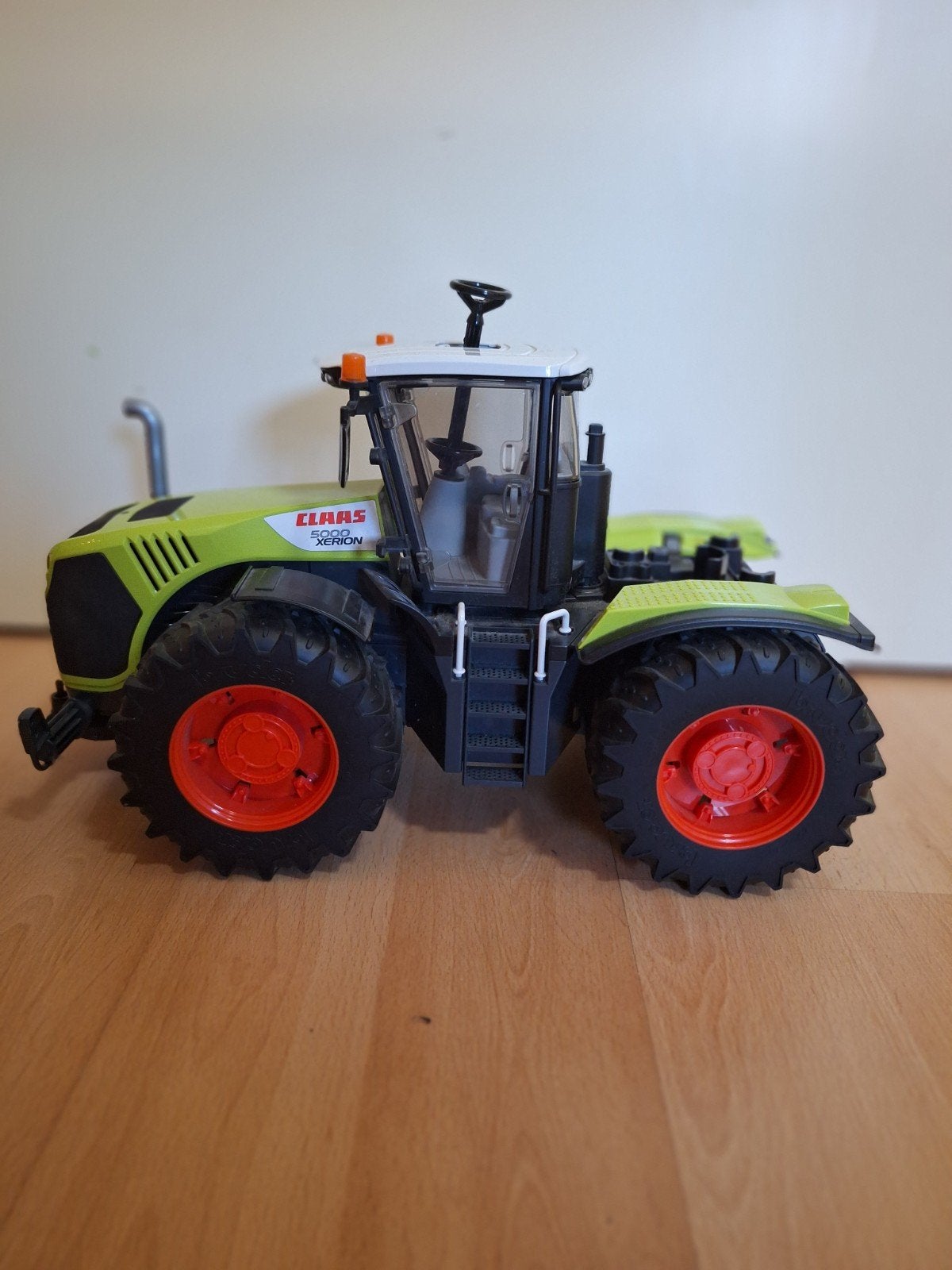 Claas Xerion 5000 tractor speelgoedmodel, Ophalen, Zo goed als nieuw
