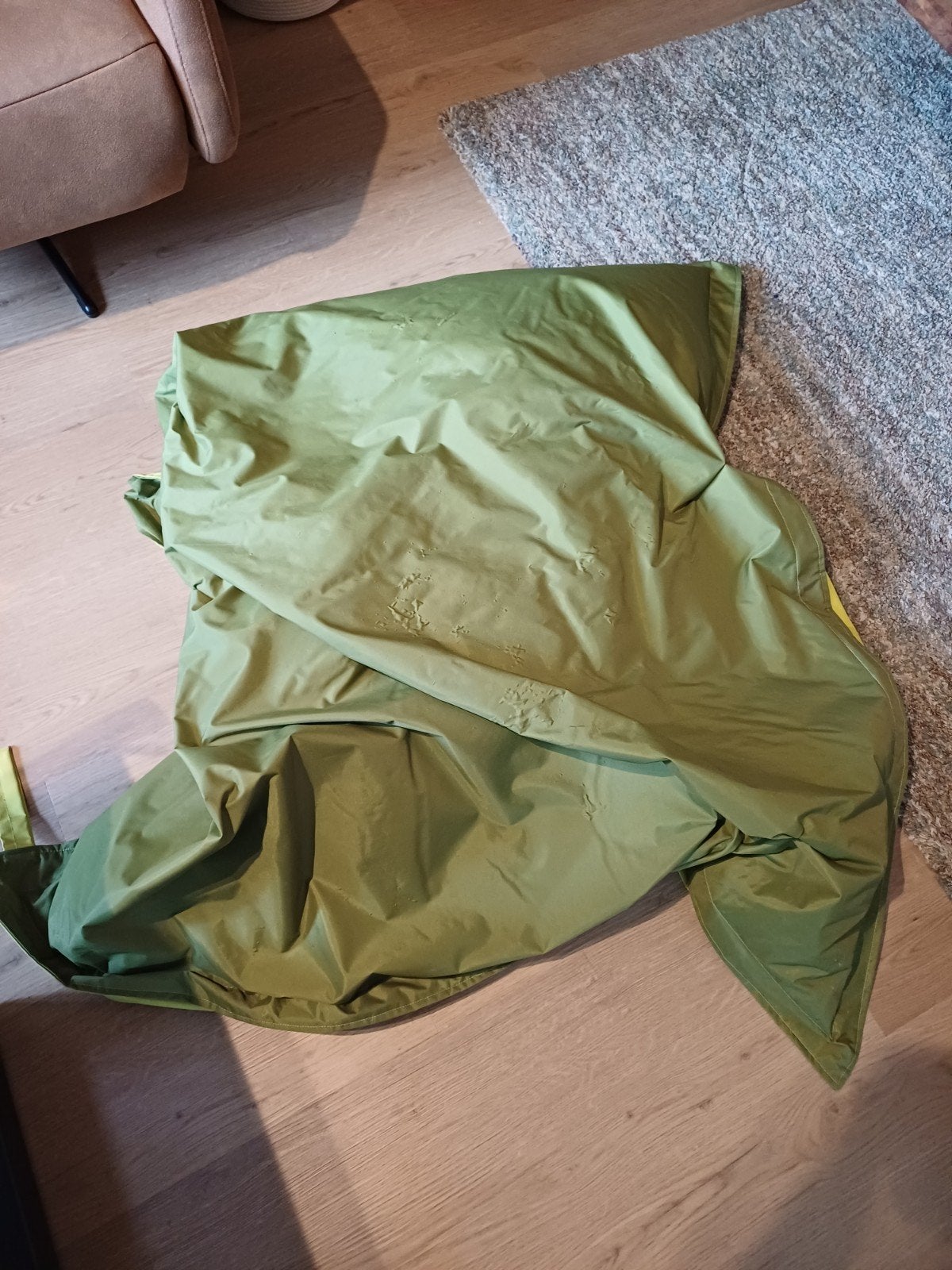 twee zitzakken met gebruikerssporen, Ophalen, Gebruikt, Blauw, Zitzak