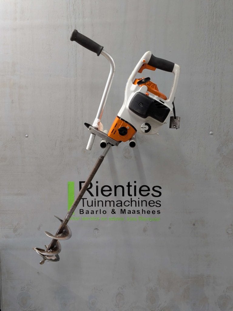 STIHL BT 45 Benzine Grondboor + boor en reservemes, Ophalen, Info@stihl.nl, Gebruikt, STIHL