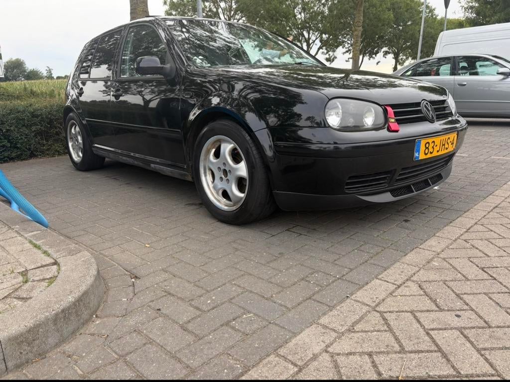 Volkswagen Golf 1999 Zwart, Ophalen