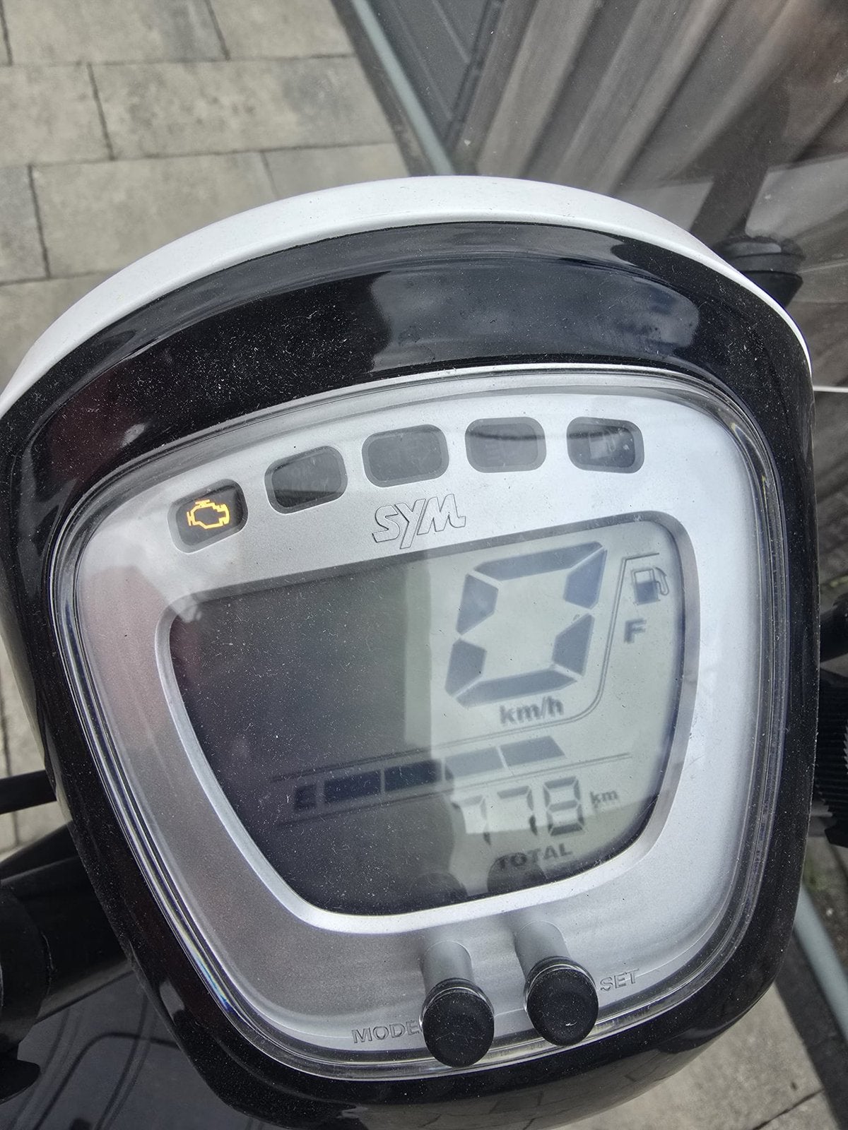 Sym mio, Ophalen, Gebruikt, Benzine, Mio
