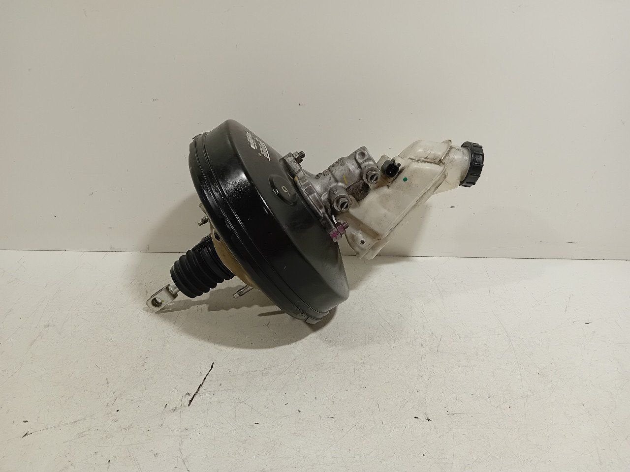Rembekrachtiger Ford Ka, Onderdelen@venauto.nl, Van der Ven Autorecycling B.V., Gebruikt, Ettenseweg 76, 4706 PB Roosendaal, The Netherlands
